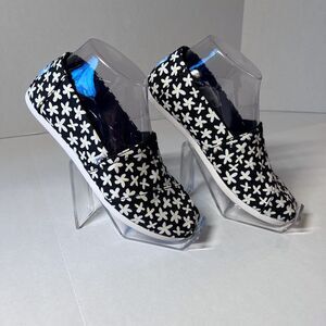 TOMS Black Canvas Slip-Ons with White Daisy Print Women's Size 6.5